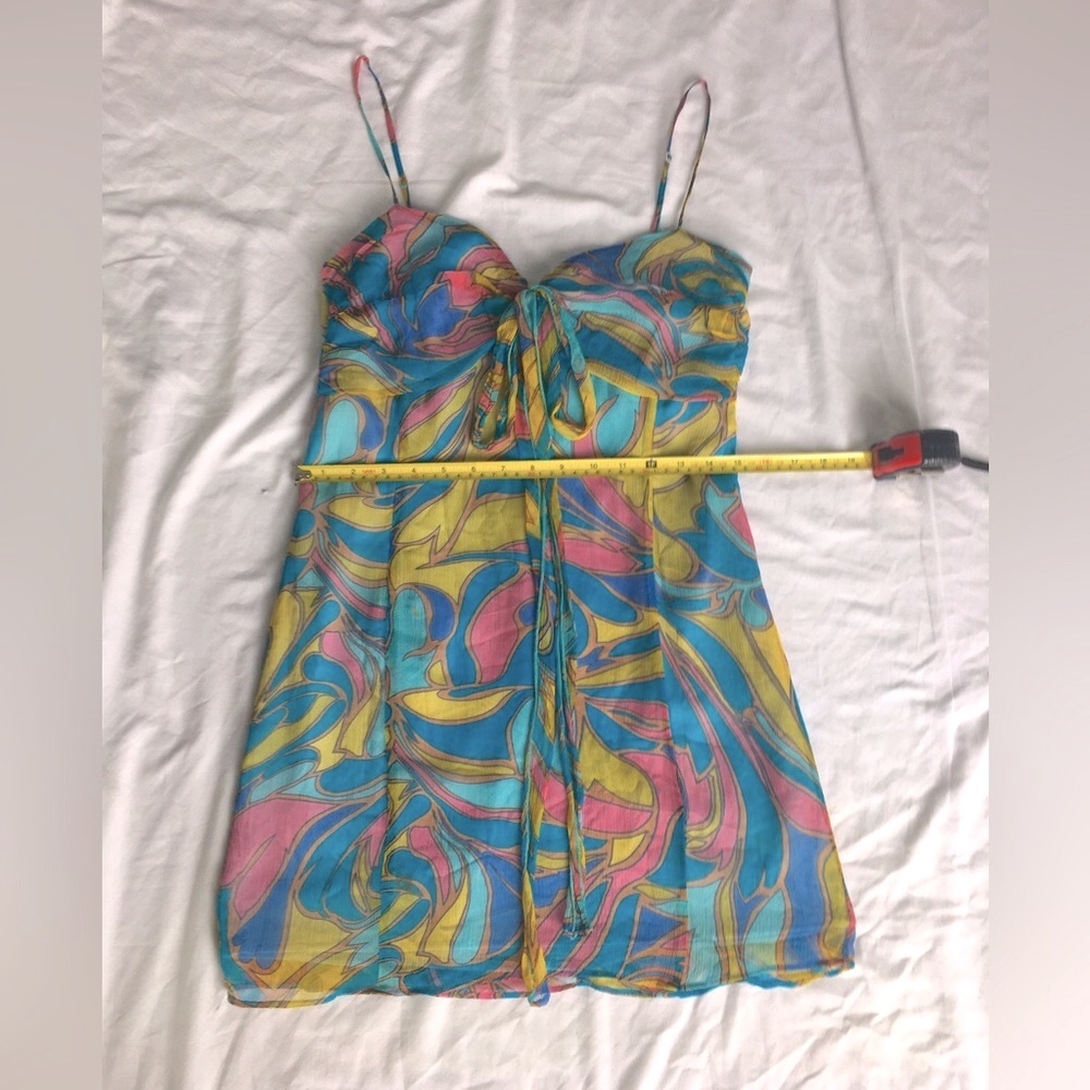 Vintage Nelli by Janice Jaraicie beautiful 100% silk summer dress.